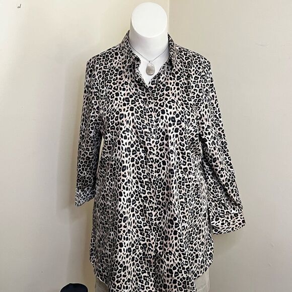 Chicos animal print caftan length blouse in size 3. NWT - Picture 9 of 9
